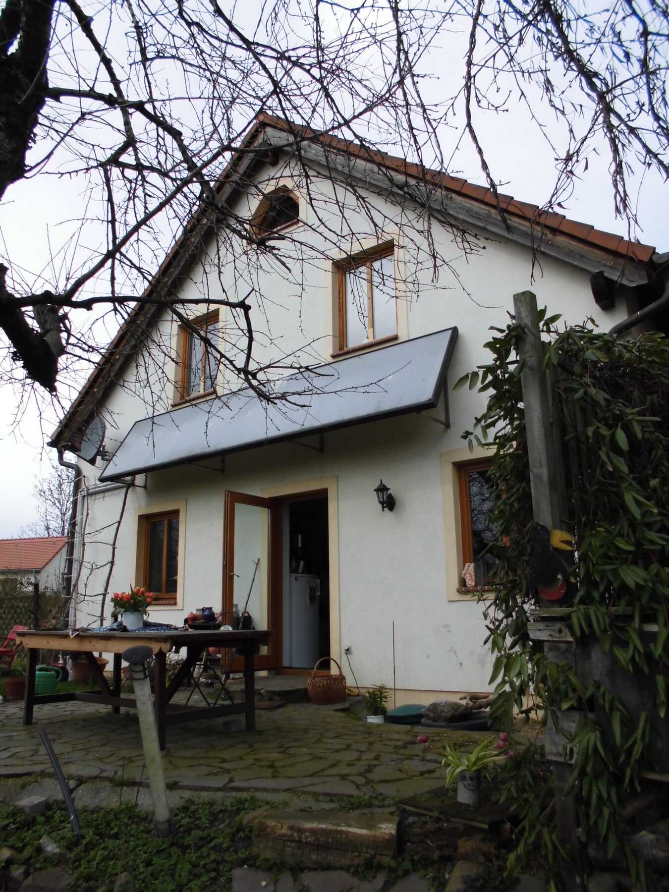 Garten mit Terrasse